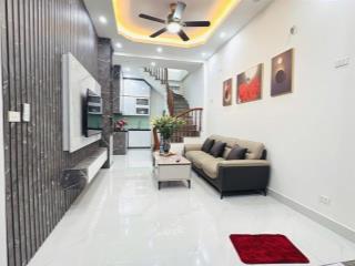 Giá tốt phố kim ngưu, ngõ nông thông kinh doanh sầm uất, nhà mới, 36m*5t. bán 7.1 tỷ có tl.