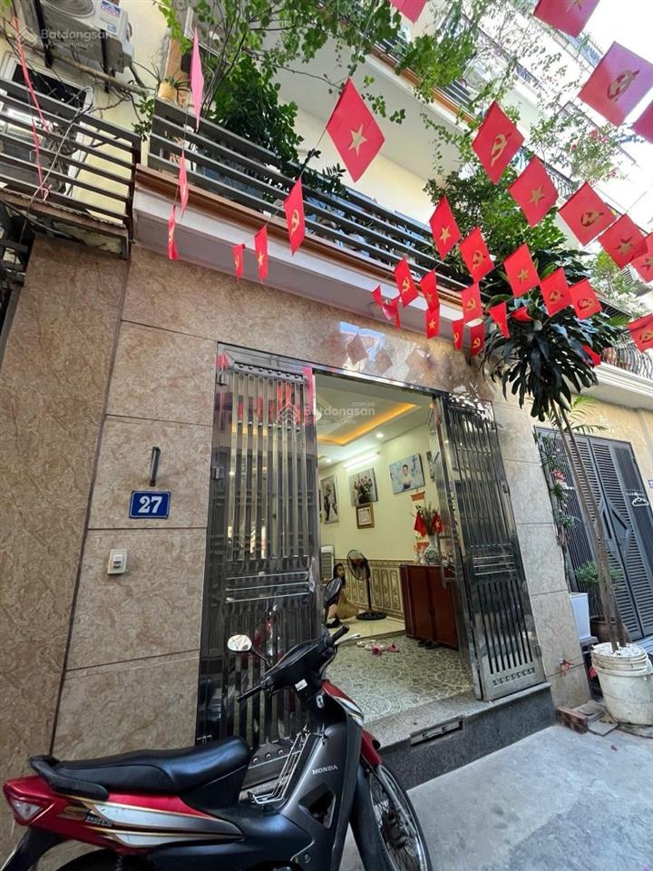 Phố trần đại nghĩa, nhà mới đẹp, ngõ nông rộng ba gác đua, dt 35m2*5t. giá 6,9 tỷ. có tl