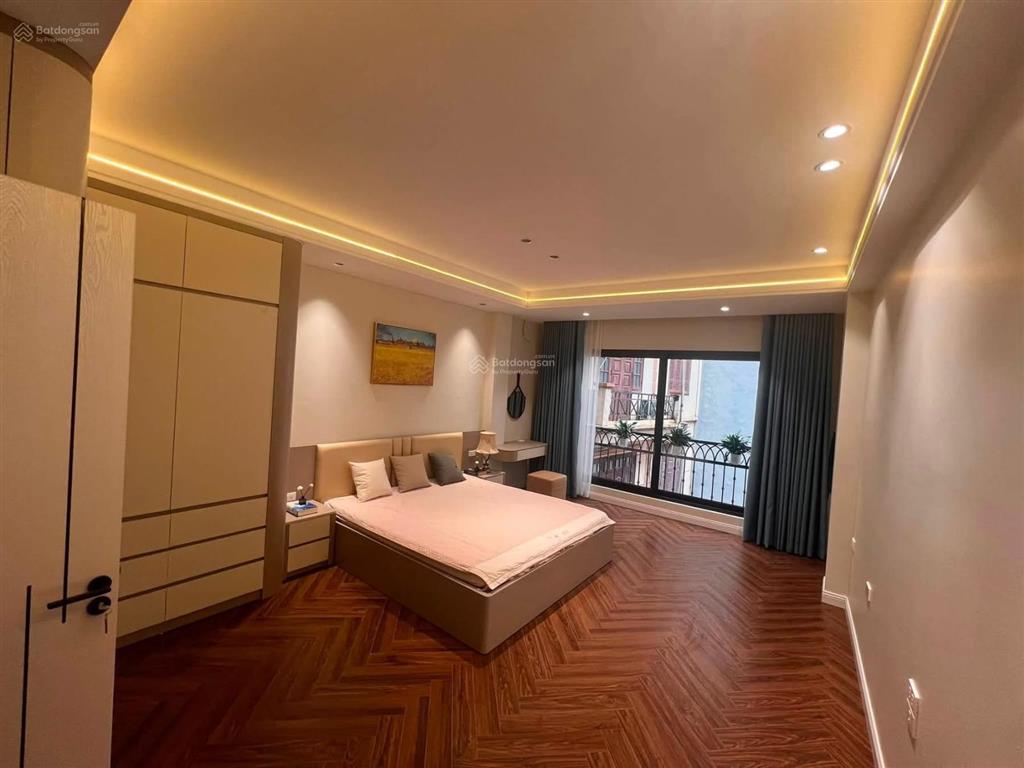 Cực hiếm phân lô, lô góc 3 thoáng, minh khai, thang máy, chủ tặng full nội thất xịn, 52m*6t. 9,9 t