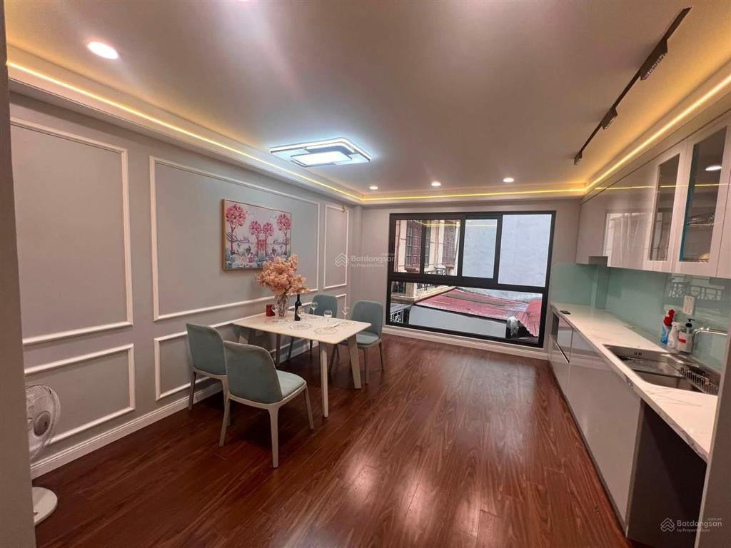 Cực hiếm phân lô, lô góc 3 thoáng, minh khai, thang máy, chủ tặng full nội thất xịn, 52m*6t. 9,9 t