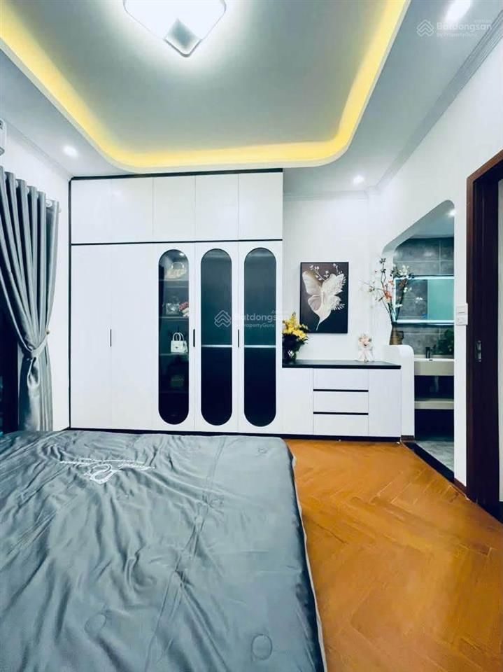 Cực ngon phố trương định, nhà mới tinh, thang máy, ngõ nông thông kd, 43m*5t. giá 8,6 tỷ có tl.
