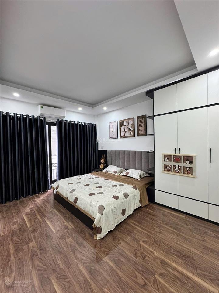 Ô tô đỗ cổng trần khát chân, ngõ nông thông kinh doanh tốt, thang máy, không qh, 42m*5t, giá 8,2 tỷ