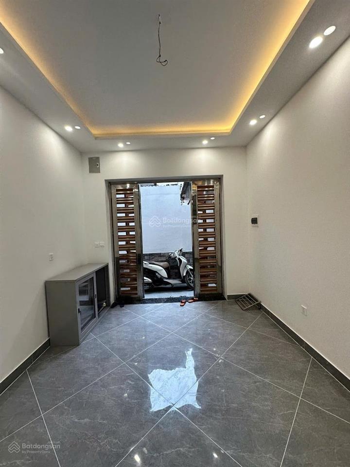 Tuyệt phẩm phố minh khai, lô góc, ngõ nông thông, nhà đẹp, tặng nội thất 33m2*5t, giá 6,8 tỷ có tl
