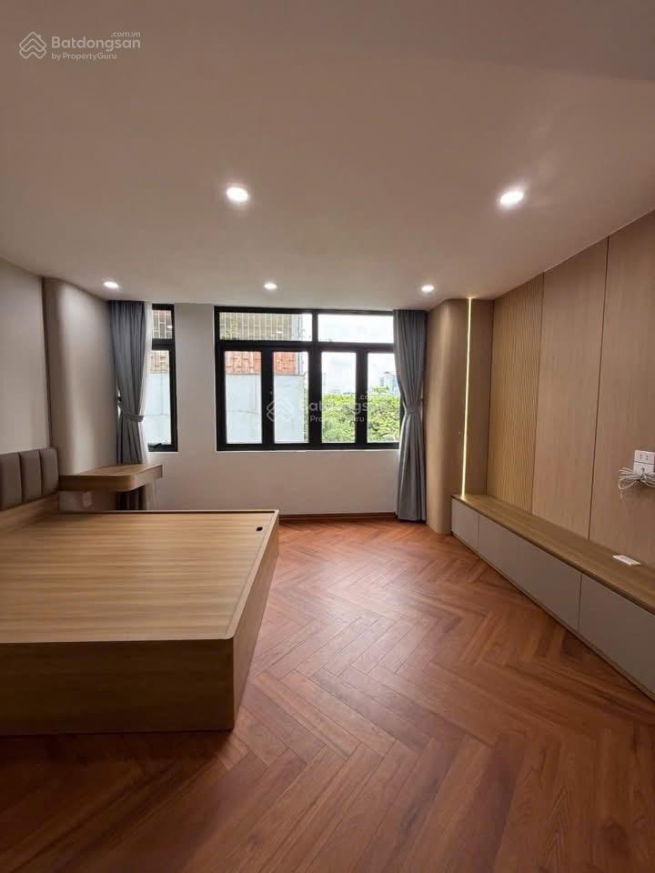 Cực hiếm phố thanh nhàn, phân lô, thang máy, 3 thoáng sáng, ngõ xe ba gác đua. 40m*5t giá 8,1 tỷ.