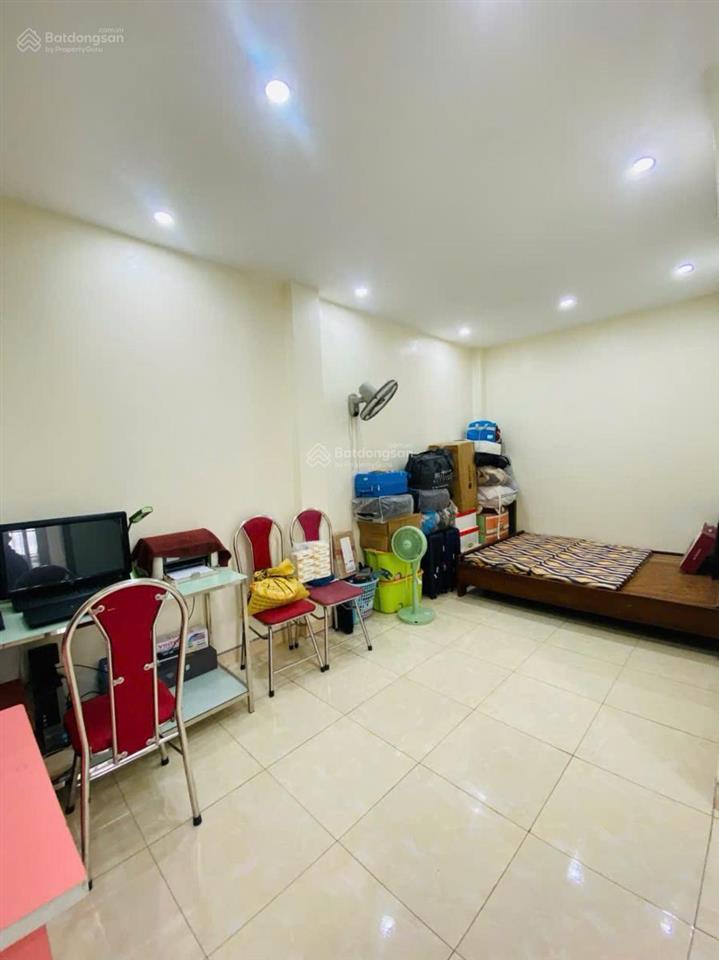 Bán nhà lô góc đại la, ngõ thông 3 thoáng, tặng full nội thất, đầy đủ công năng. 35m², 5t. 7,4 tỷ