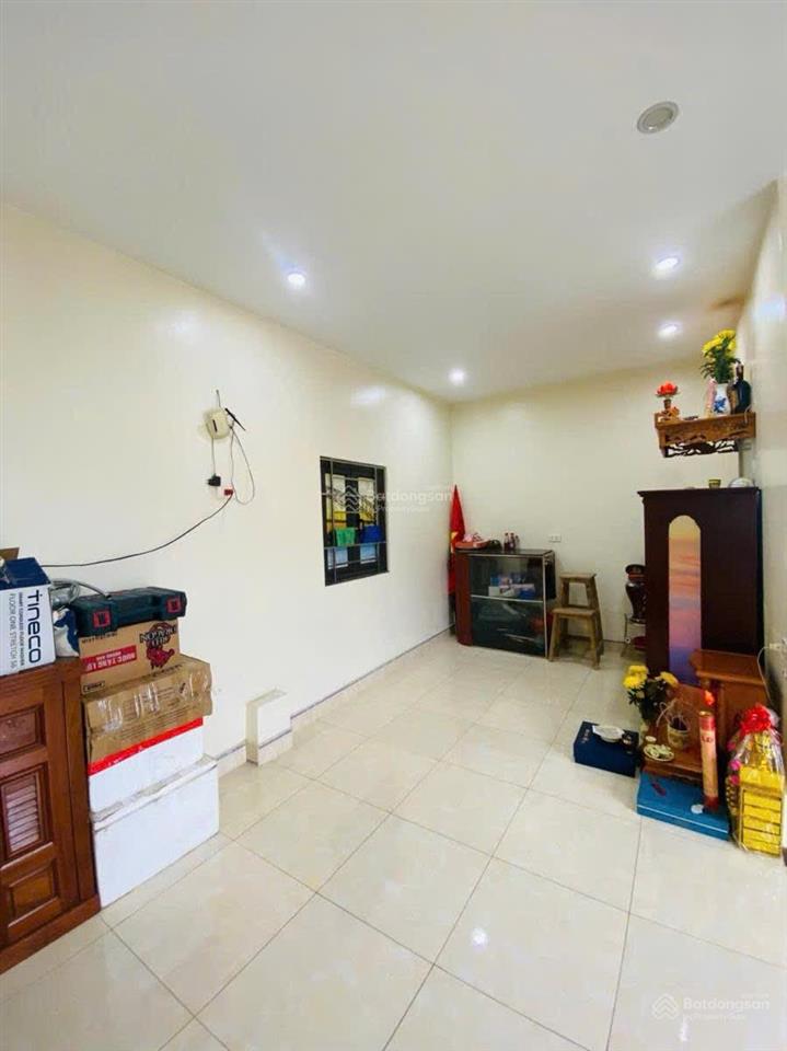 Bán nhà lô góc đại la, ngõ thông 3 thoáng, chủ tặng full nội thất, đủ công năng. 35m* 5t. giá 7,4 t
