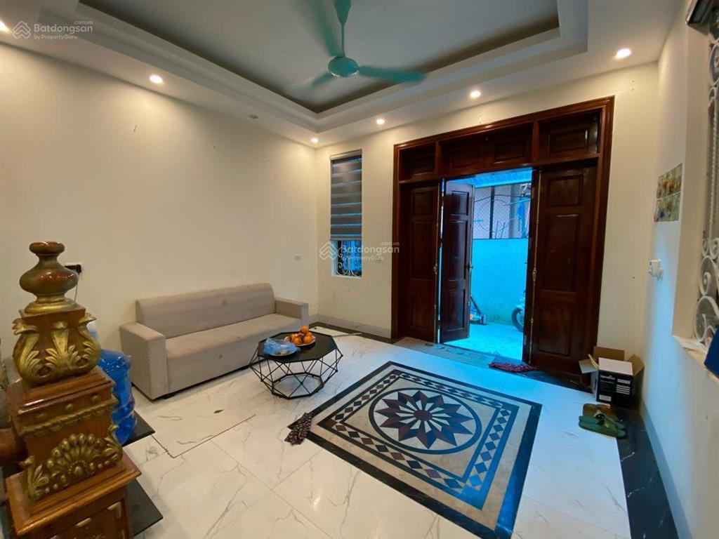 Cực hiếm trương định, ngõ nông rộng thông, lô góc, 2 thoáng, 35m*5t. giá 6,2 tỷ có tl. không qh.