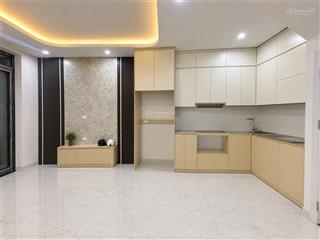 Giá cắt lỗ phố nguyễn đức cảnh, nhà mới kính koong, gần ô tô tránh 42m*5t, giá 7,3 tỷ. có tl xíu.