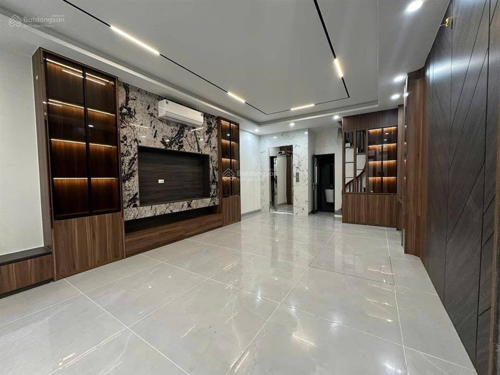 Gần ô tô phố thanh nhàn, phân lô, 2 thoáng, nội thất xịn xò, thang máy, 50m*6t, không qh. 10,5 tỷ.