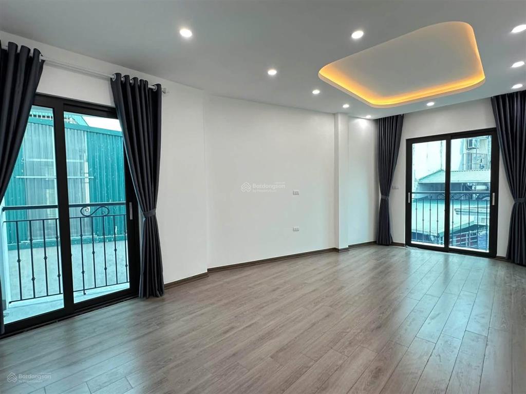 Gần ô tô tránh minh khai, phân lô, thang máy, ngõ thông kinh doanh, nhà mới tặng nt 48m2*6t 8,8 tỷ