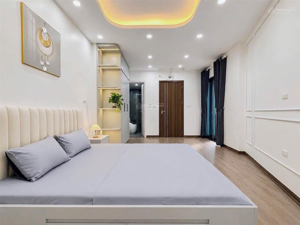 Gần ô tô tránh minh khai, phân lô, thang máy, ngõ thông kinh doanh, nhà mới tặng nt 48m2*6t 8,8 tỷ