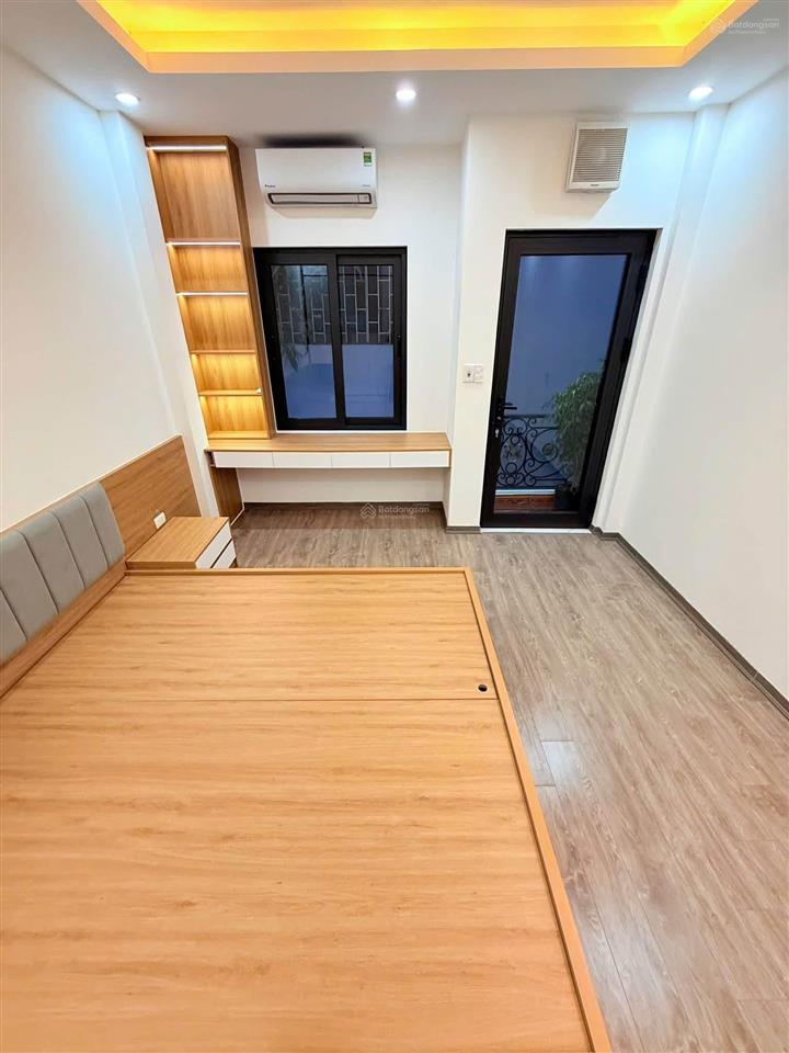 Giảm 1 tỷ phố nguyễn đức cảnh, ngõ nông thông, nhà mới, 3 thoáng sáng, ko qh, 41m2*5t giá 8,15 tỷ