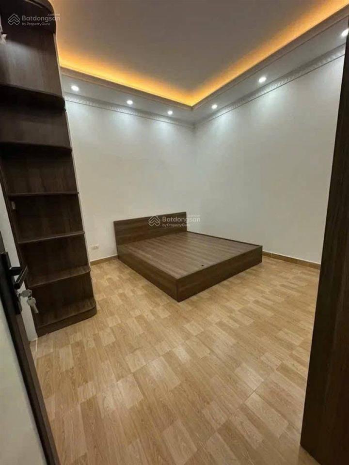 Lô góc đại la, ngõ thông, 3 thoáng, tặng nt xịn, ngõ rộng, gần ô tô, nhà k qh. 39m*5t giá 7,1 tỷ