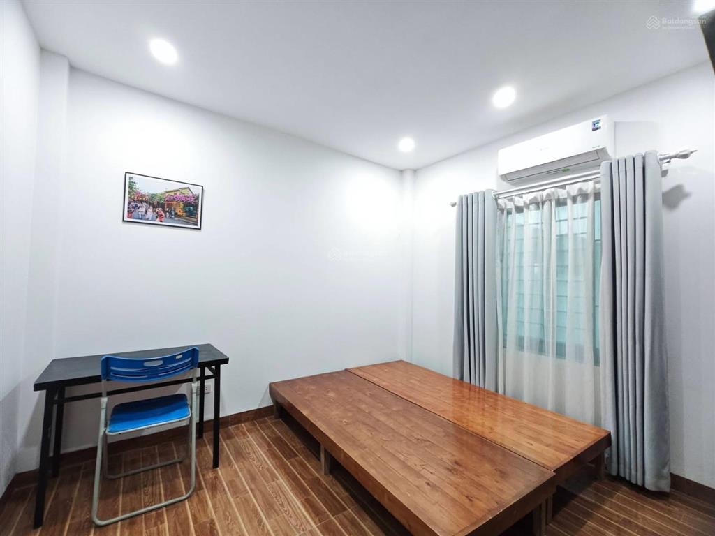 Giảm sâu, phố minh khai, ngõ nông, nhà mới đẹp, tặng full nt, nhà k qh, 36m*5t. giá 6,9 tỷ. có tl.