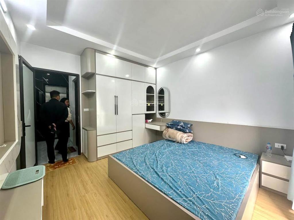 Phân lô minh khai, nhà mới, thang máy, ngõ nông thông kinh doanh, không qh 40m*5t. giá 7,5 tỷ.