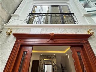 Cực ngon kim ngưu, lô góc, ngõ nông thông rộng, thang máy 43m*5t, giá 8,7 tỷ. không qh.
