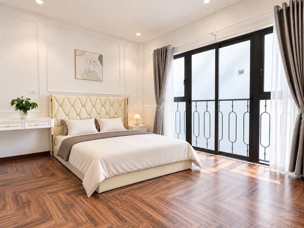 Cực ngon kim ngưu, lô góc, ngõ nông thông rộng, thang máy 43m*5t, giá 8,7 tỷ. không qh.