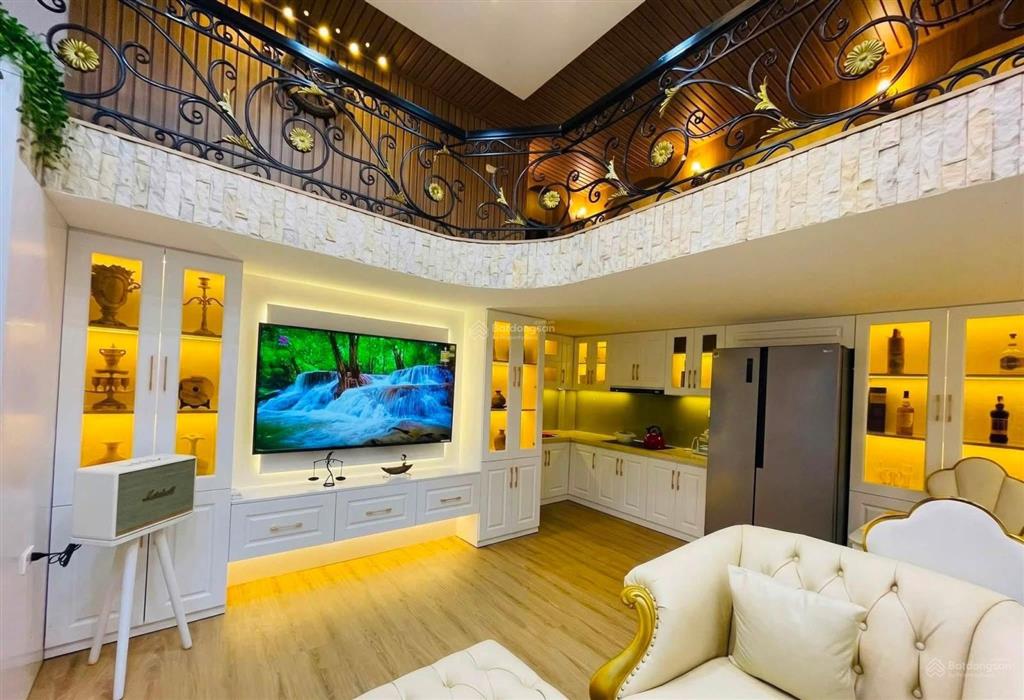 Cực hiếm trương định, ngõ nông thông, nhà mới đẹp, lô góc, 2 thoáng, nhà k qh, 45m*6t giá 8,9 tỷ.