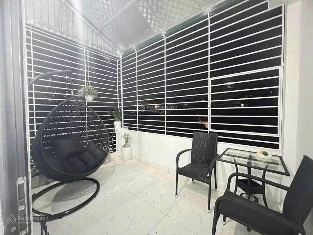 Cực hiếm trương định, ngõ nông thông, nhà mới đẹp, lô góc, 2 thoáng, nhà k qh, 45m*6t giá 8,9 tỷ.