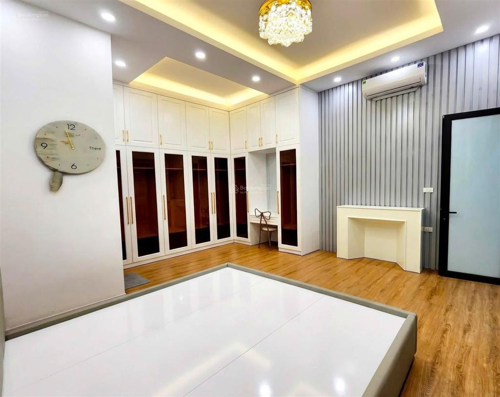 Cực hiếm trương định, ngõ nông thông, nhà mới đẹp, lô góc, 2 thoáng, nhà k qh, 45m*6t giá 8,9 tỷ.