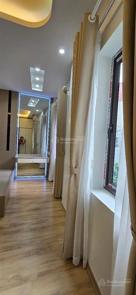 Ô tô đỗ cửa minh khai, thang máy, tặng full nội thất, ngõ nông, 2 thoáng, không qh, 43m*5t*8,3 tỷ.