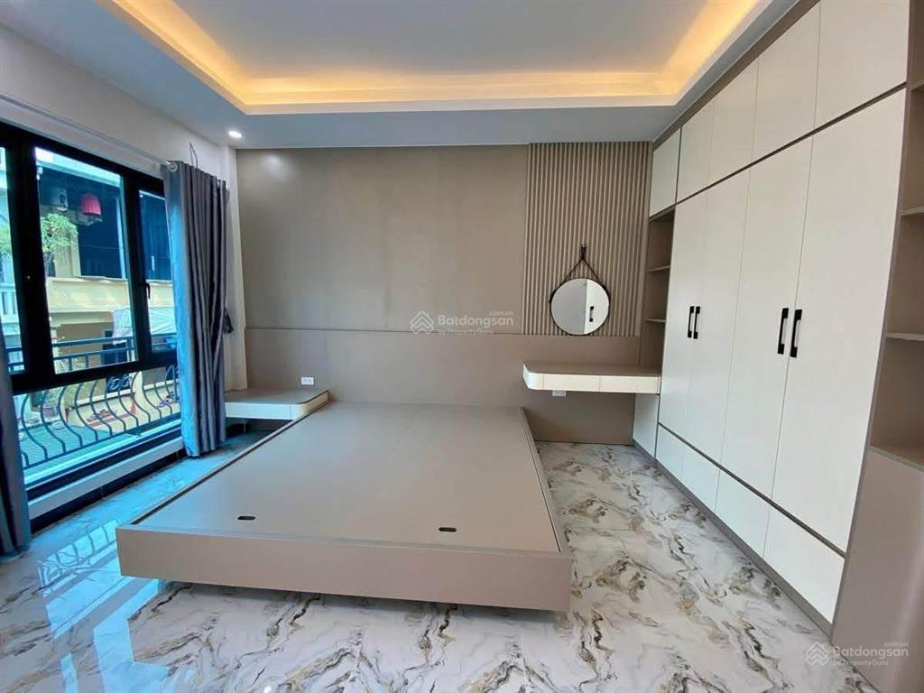 Hàng hiếm minh khai, thang máy, ngõ nông thông, 2 thoáng, ba gác tránh nhau. 38m*5t, giá 7,5 tỷ.