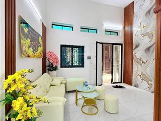 Ô tô đỗ cửa phố đại la, tặng full nội thất, lô góc 3 thoáng sáng tự nhiên. 35m*5t. giá 7,2 tỷ.