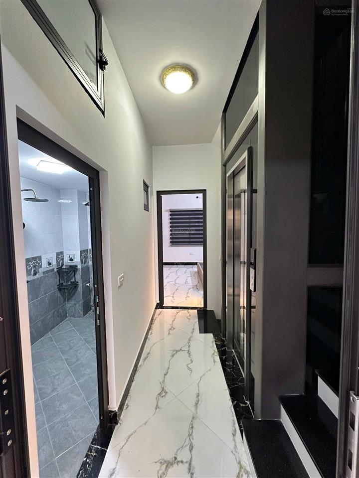 Cực ngon bạch mai, ngõ nông thông thoáng, lô góc nhà đẹp, tặng full nt, 36m*5t giá 7.6 tỷ, k qh.