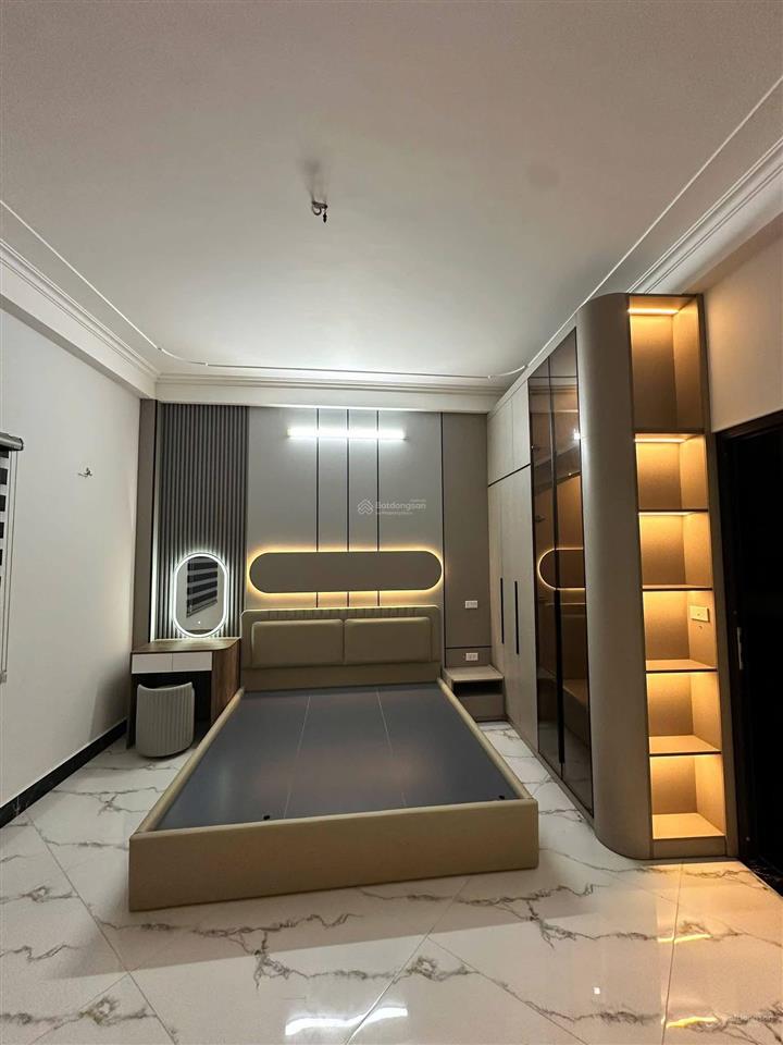 Cực ngon bạch mai, ngõ nông thông thoáng, lô góc nhà đẹp, tặng full nt, 36m*5t giá 7.6 tỷ, k qh.