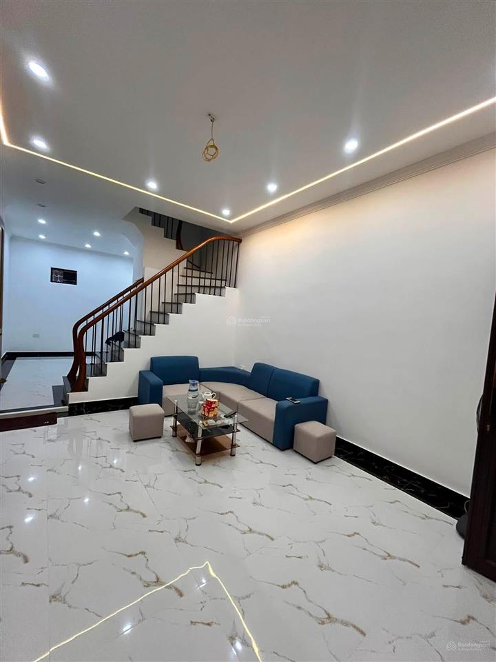 Ô tô đỗ cửa minh khai, thang máy, mặt ngõ nông thông rộng, nhà mới kính coong, 42m2 5t giá 7,7 tỷ