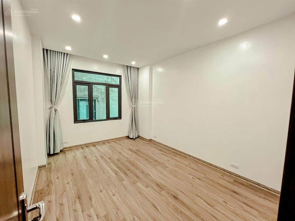 Ô tô đỗ cửa! phố minh khai, ngõ thông kinh doanh, full nội thất, 48m, 5t, giá 9,5 tỷ. k qh, có tl.