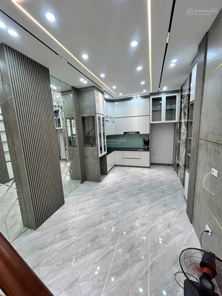 Giảm sâu phố minh khai, ngõ nông rộng thông tứ tung, kinh doanh tốt, 50m2*5t, giá 8,6 tỷ. có thương