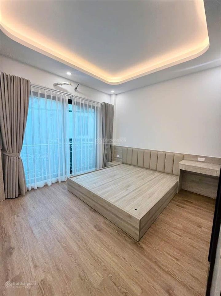 Giảm giá kim ngưu, gần ô tô, ngõ nông rộng, thông tứ phía, kinh doanh tốt. dt 38m *5t giá 7.9 tỷ.