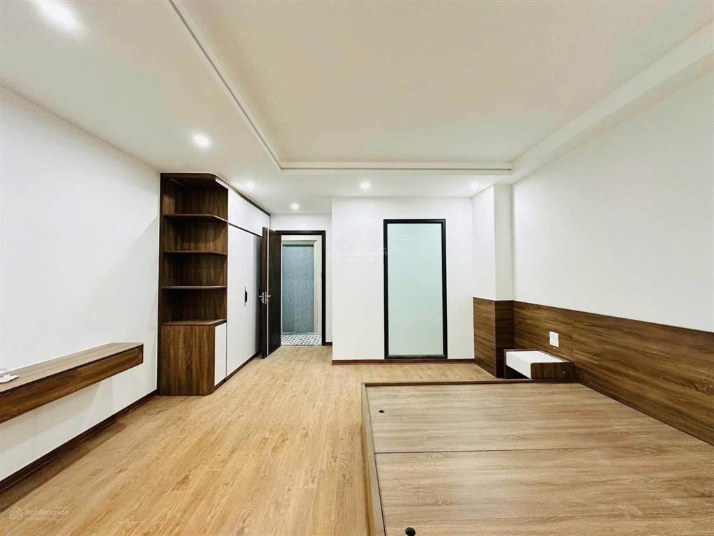 Gần ô tô tránh phố kim ngưu, phân lô, thang máy, 2 thoáng ngõ nông thông 52m*5t. giá 8,5 tỷ có tl