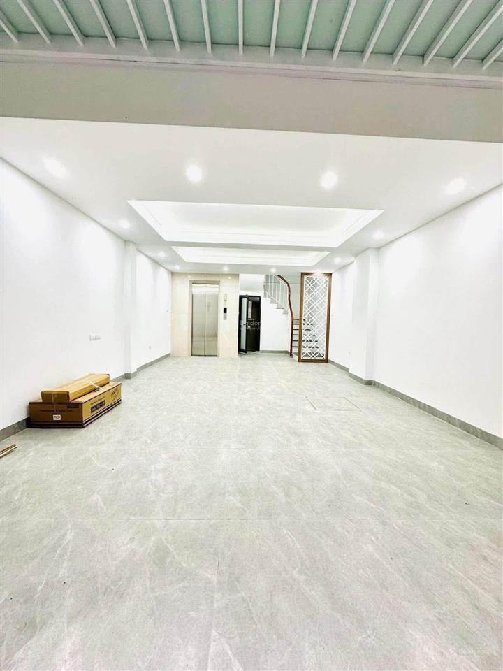 Gần ô tô tránh phố kim ngưu, phân lô, thang máy, 2 thoáng ngõ nông thông 52m*5t. giá 8,5 tỷ có tl