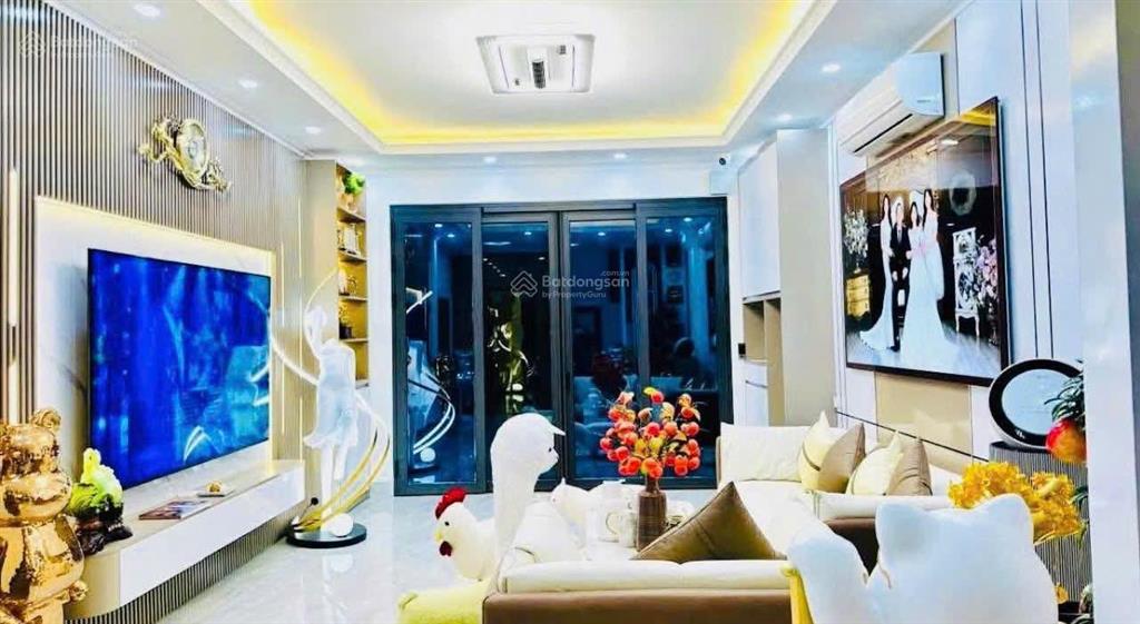 Nhanh mới kịp minh khai, ô tô vào nhà mới đẹp lung linh, ngõ thông, full nội thất, 41m*6t, 8,9 tỷ.