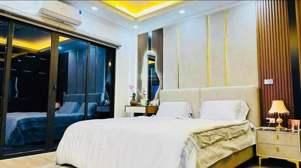 Nhanh mới kịp minh khai, ô tô vào nhà mới đẹp lung linh, ngõ thông, full nội thất, 41m*6t, 8,9 tỷ.