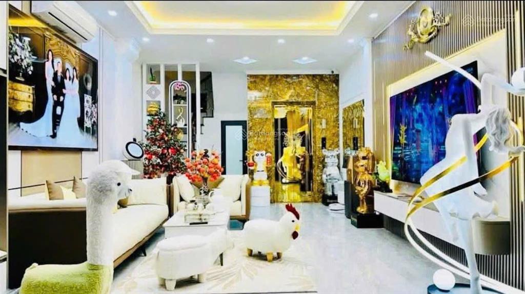 Nhanh mới kịp minh khai, ô tô vào nhà mới đẹp lung linh, ngõ thông, full nội thất, 41m*6t, 8,9 tỷ.