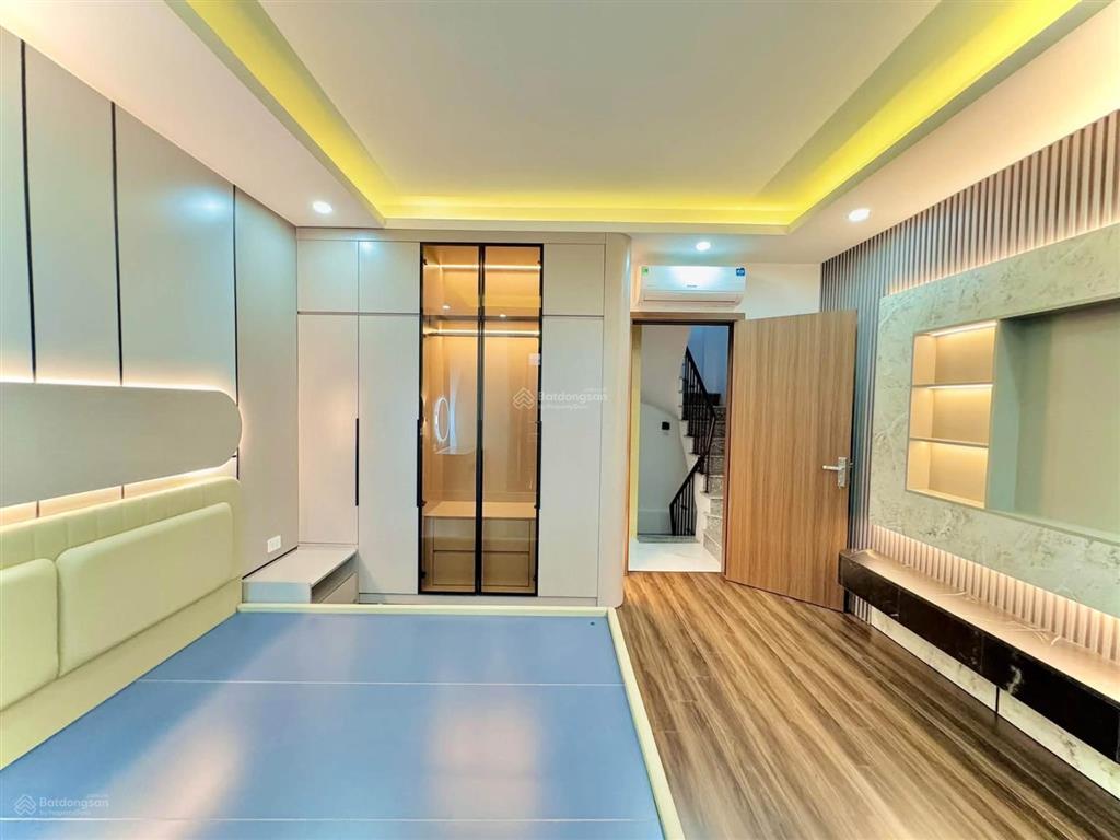 Gần ô tô tránh nguyễn đức cảnh. nhà mới, tặng nt xịn, thang máy, phân lô, 41m*7t giá 9,9 tỷ có tl.