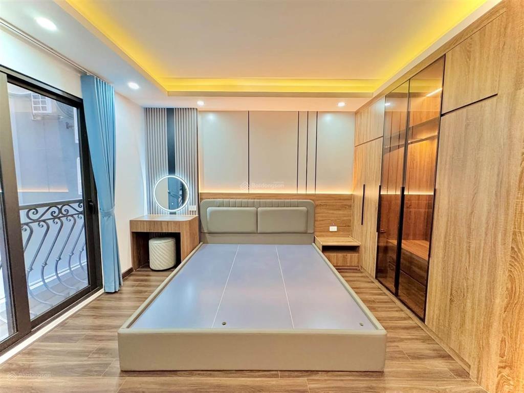 Gần ô tô tránh nguyễn đức cảnh. nhà mới, tặng nt xịn, thang máy, phân lô, 41m*7t giá 9,9 tỷ có tl.