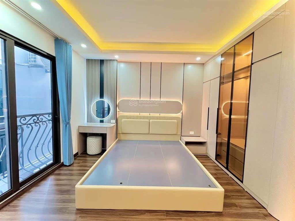 Gần ô tô tránh nguyễn đức cảnh. nhà mới, tặng nt xịn, thang máy, phân lô, 41m*7t giá 9,9 tỷ có tl.