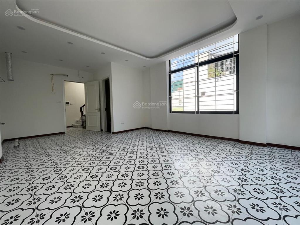 Nhanh mới kịp minh khai, ô tô vào nhà mới đẹp lung linh, ngõ thông, full nội thất, 42m*6t, 8,8 tỷ.