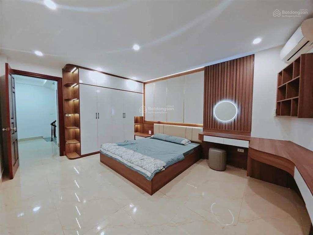 Gần ô tô phố bạch mai, phân lô, 2 thoáng, trước nhà sân rộng, ngõ 3m, dt 40m*5t giá 7,2 tỷ có tl.