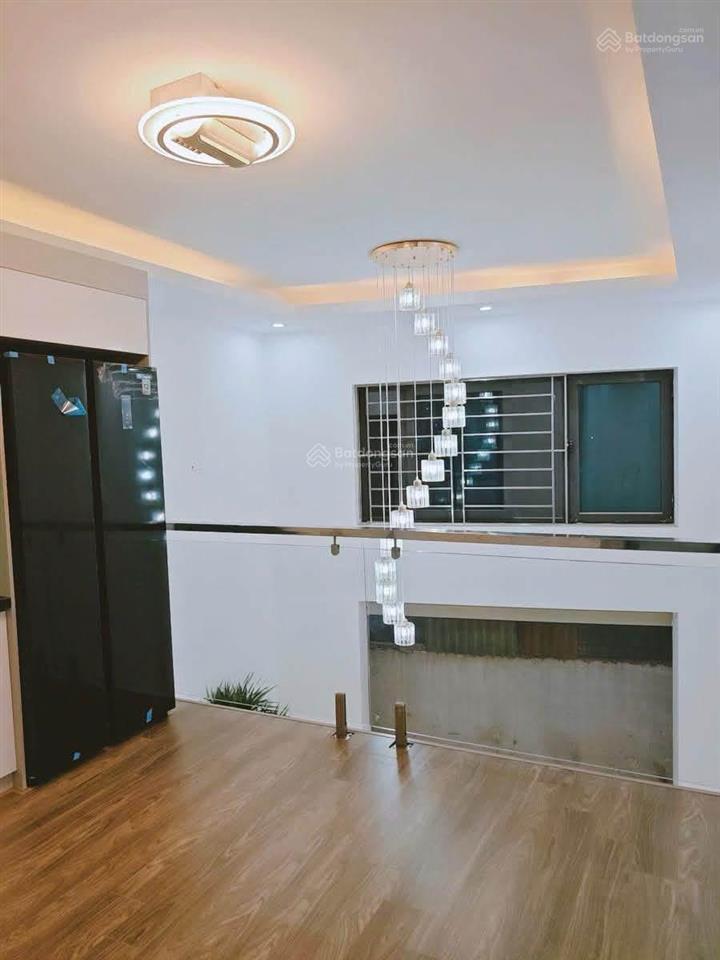 Gần ô tô phố bạch mai, phân lô, 2 thoáng, trước nhà sân rộng, ngõ 3m, dt 40m*5t giá 7,2 tỷ có tl.