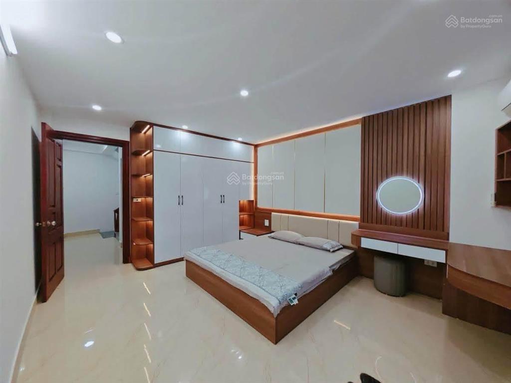 Ô tô qua cửa phố minh khai, ngõ nông thông, nhà mới, lô góc, 2 thoáng, 39m*5t, giá 7,7 tỷ. có tl