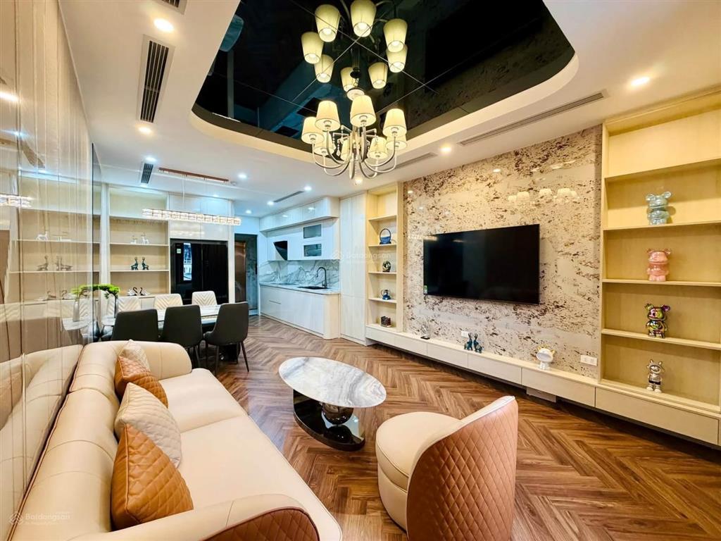 Nhà mới đẹp, giá cực tốt phố bạch mai, 2 thoáng, ngõ nông, chủ tặng full nt xịn. 48m*5t, giá 8,9btỷ