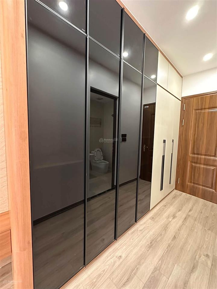Cực hiếm phố kim ngưu, phân lô, ngõ nông, tặng full nt xịn. 2 thoáng trước sau. 35m*5t* 6,5 tỷ.