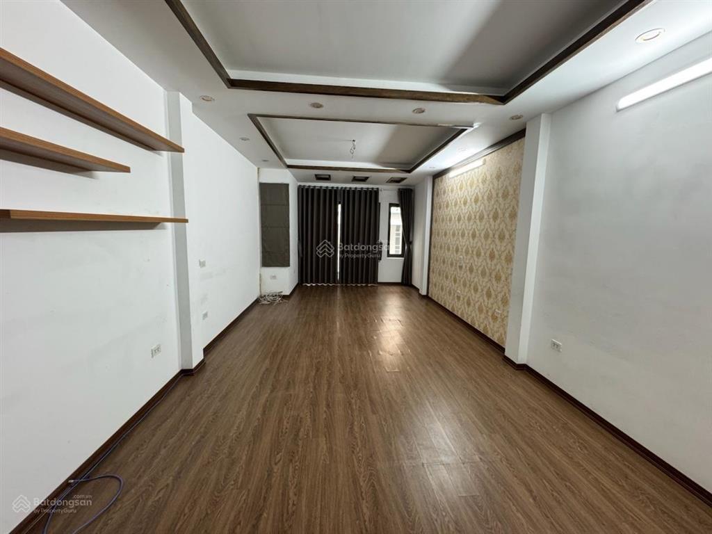 Giá tốt kim ngưu, ngõ nông thông, phân lô, thang máy, nhà mới, chủ tặng full nt 40m2*5t, 8 tỷ