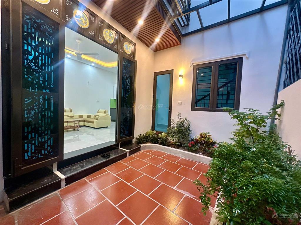 Giá cực tốt phố trương định, lô góc. 2 thoáng sáng tự nhiên, ngõ nông, rộng 3m, 50m*5t. giá 7,5 tỷ.