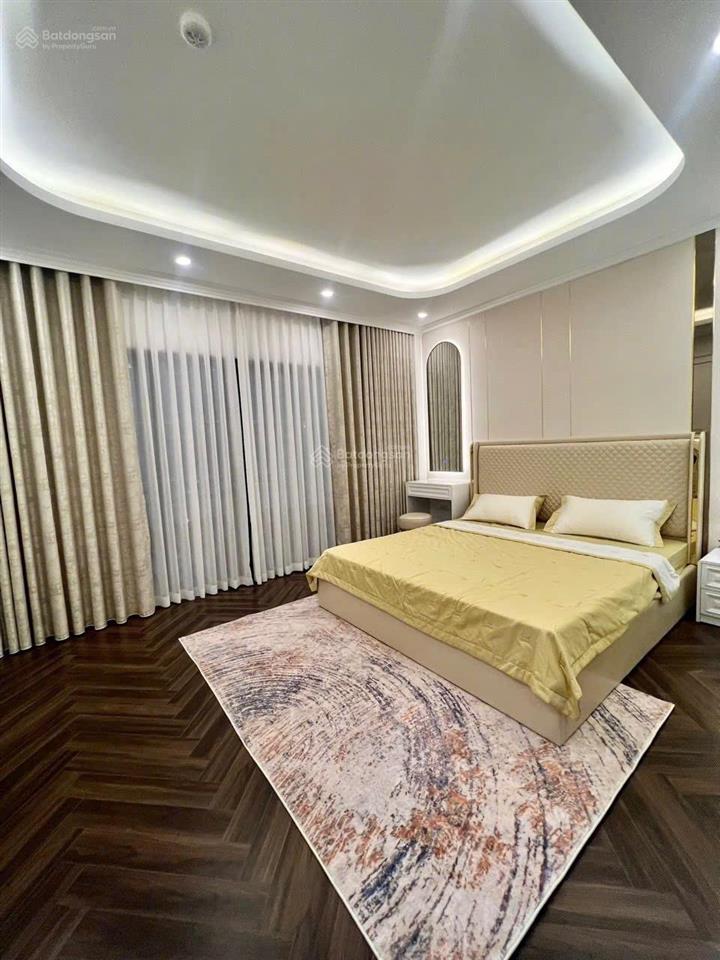 Ô tô đỗ cửa minh khai, thang máy, ngõ nông rộng 3m, lô góc, ntxịn xò, nhà đẹp, 60m*6t giá 9,9 tỷ.